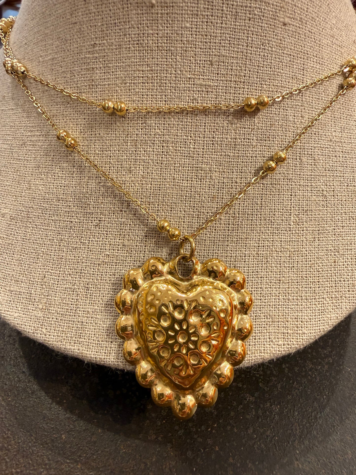 Paris texas lovers necklace - detail shot - necklace | Love Letters Tel Aviv