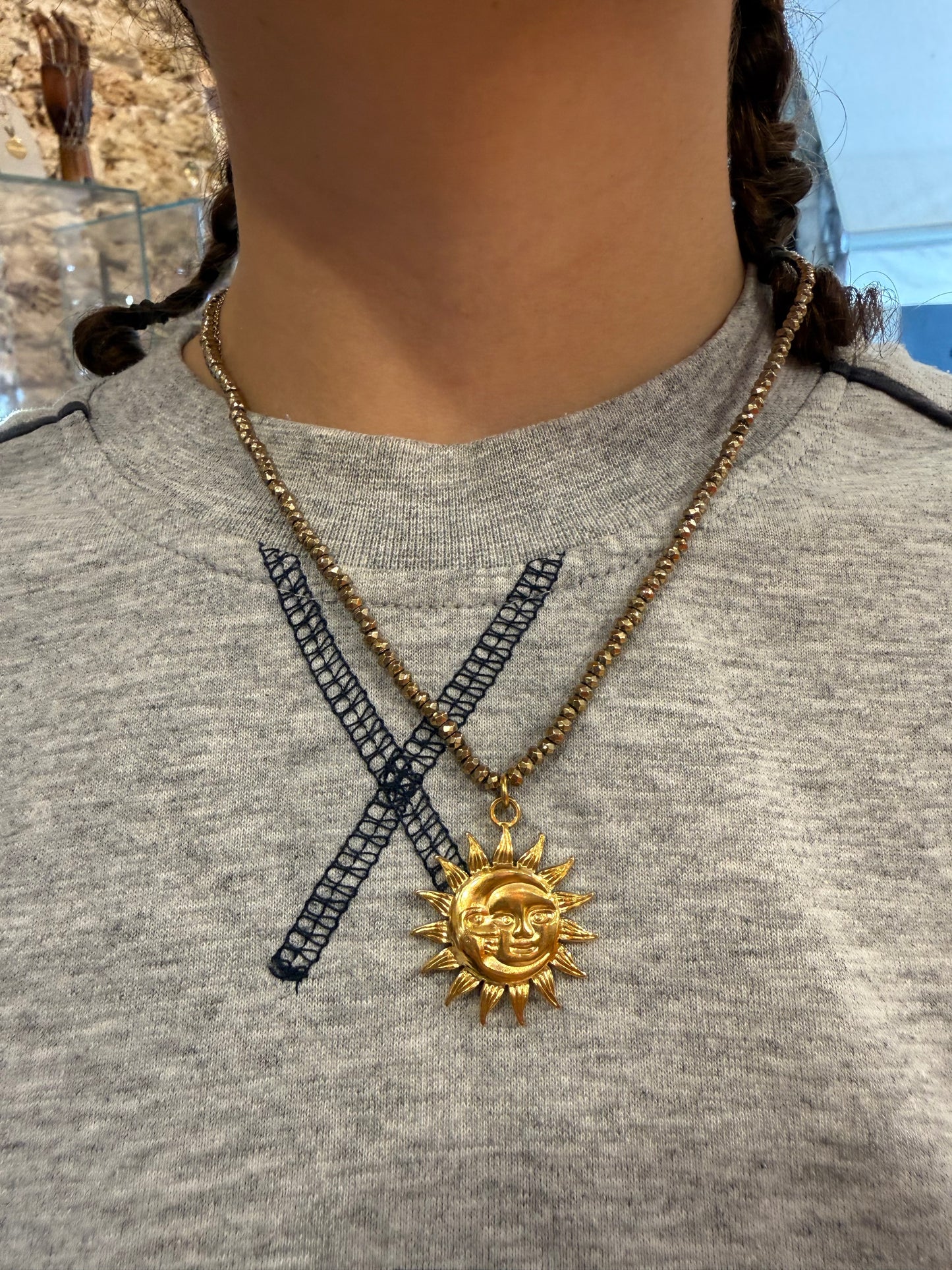 Sunny moon necklace