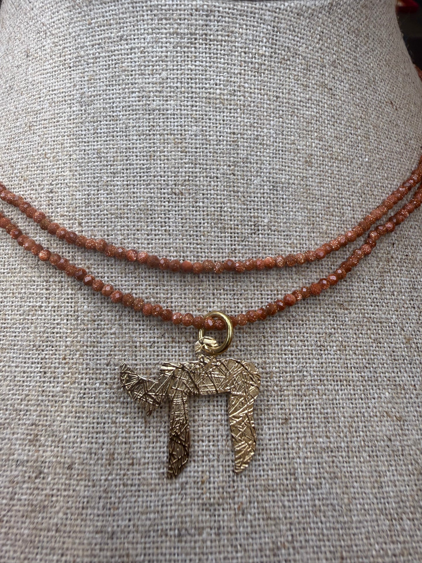 Sand stones double shalva big chai necklace