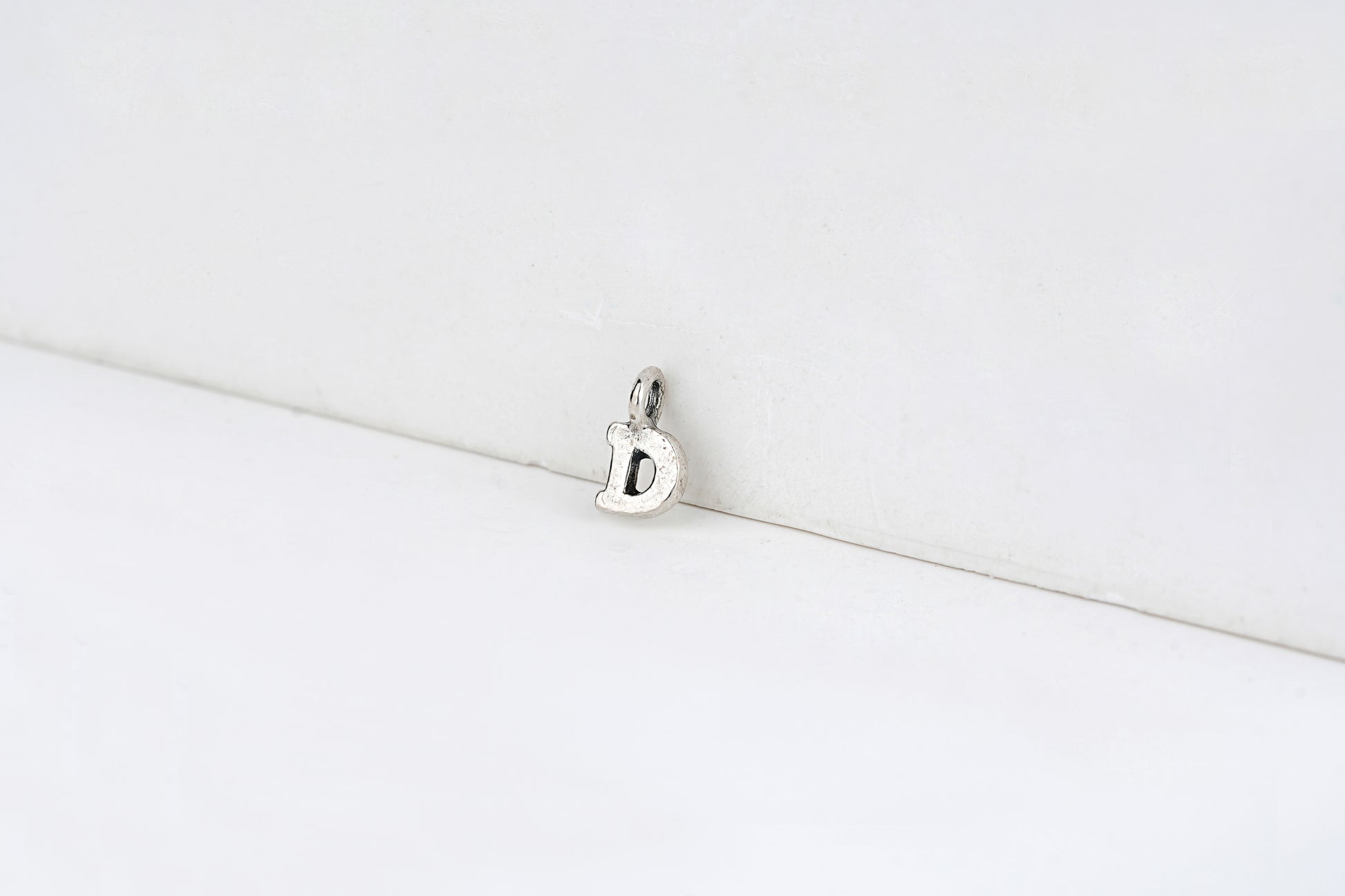 d - detail shot - English letter charm | Love Letters Tel Aviv