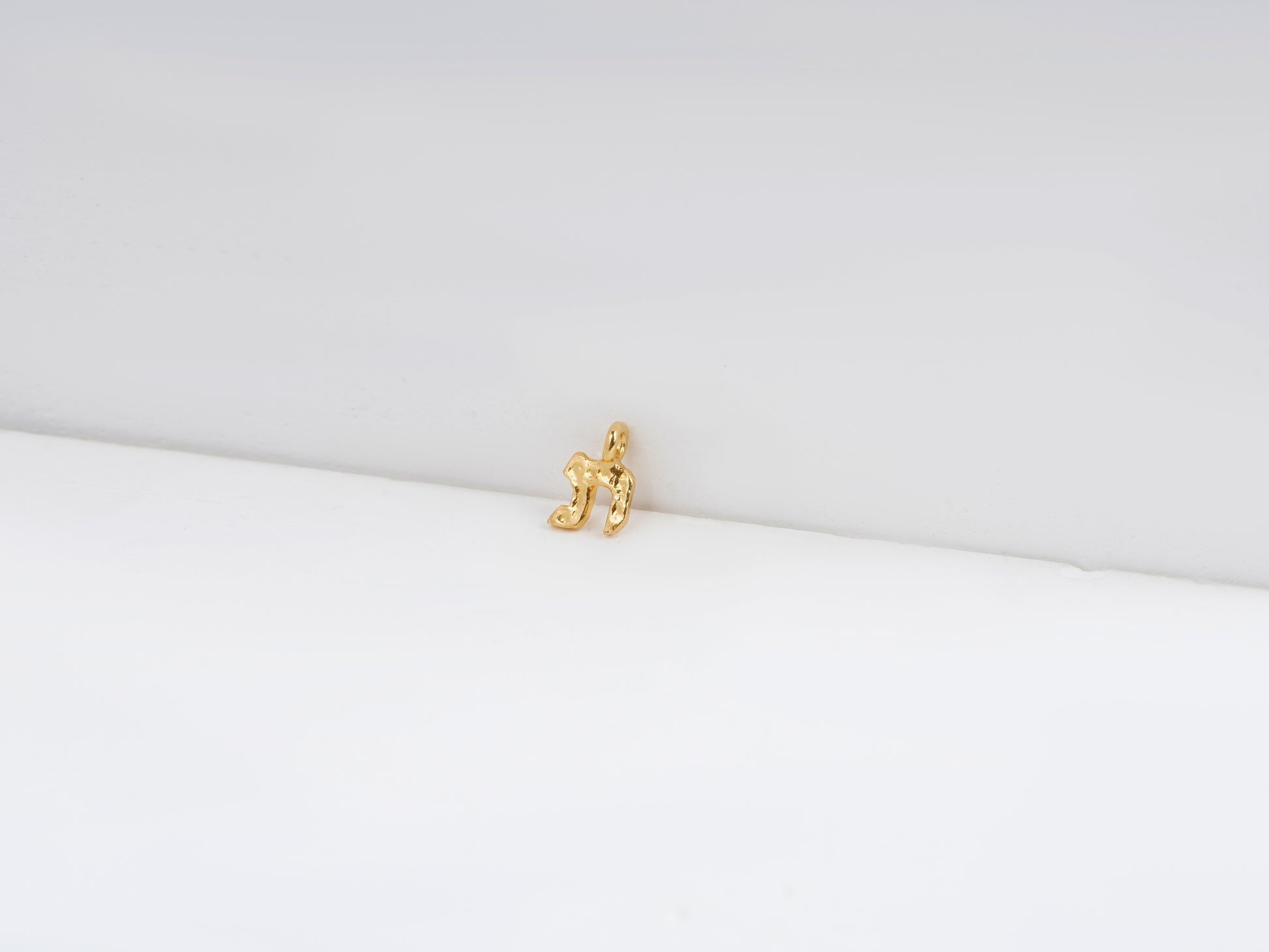 ת - taf - detail shot - Hebrew letter charm | Love Letters Tel Aviv
