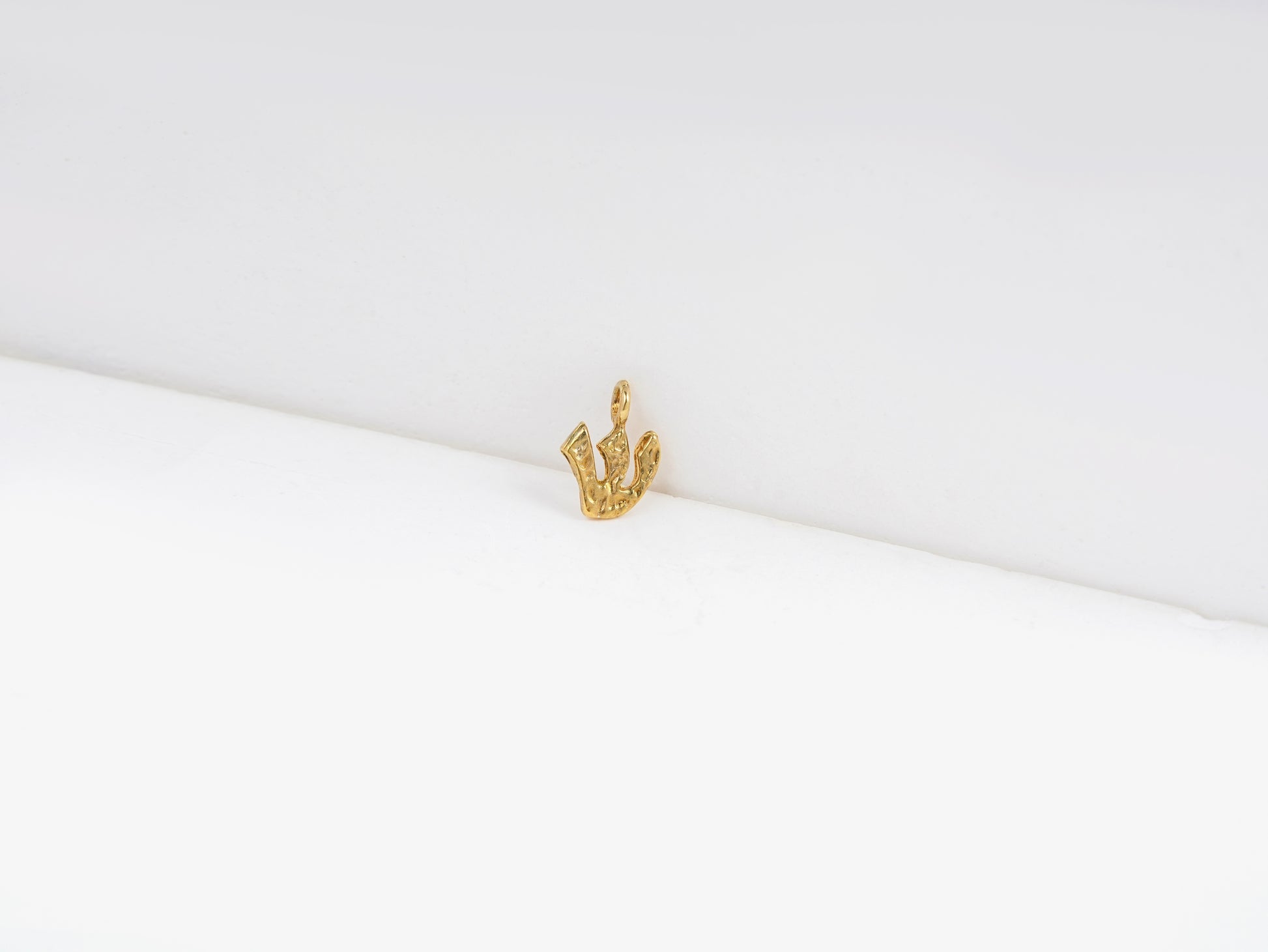 ש - shin - detail shot - Hebrew letter charm | Love Letters Tel Aviv