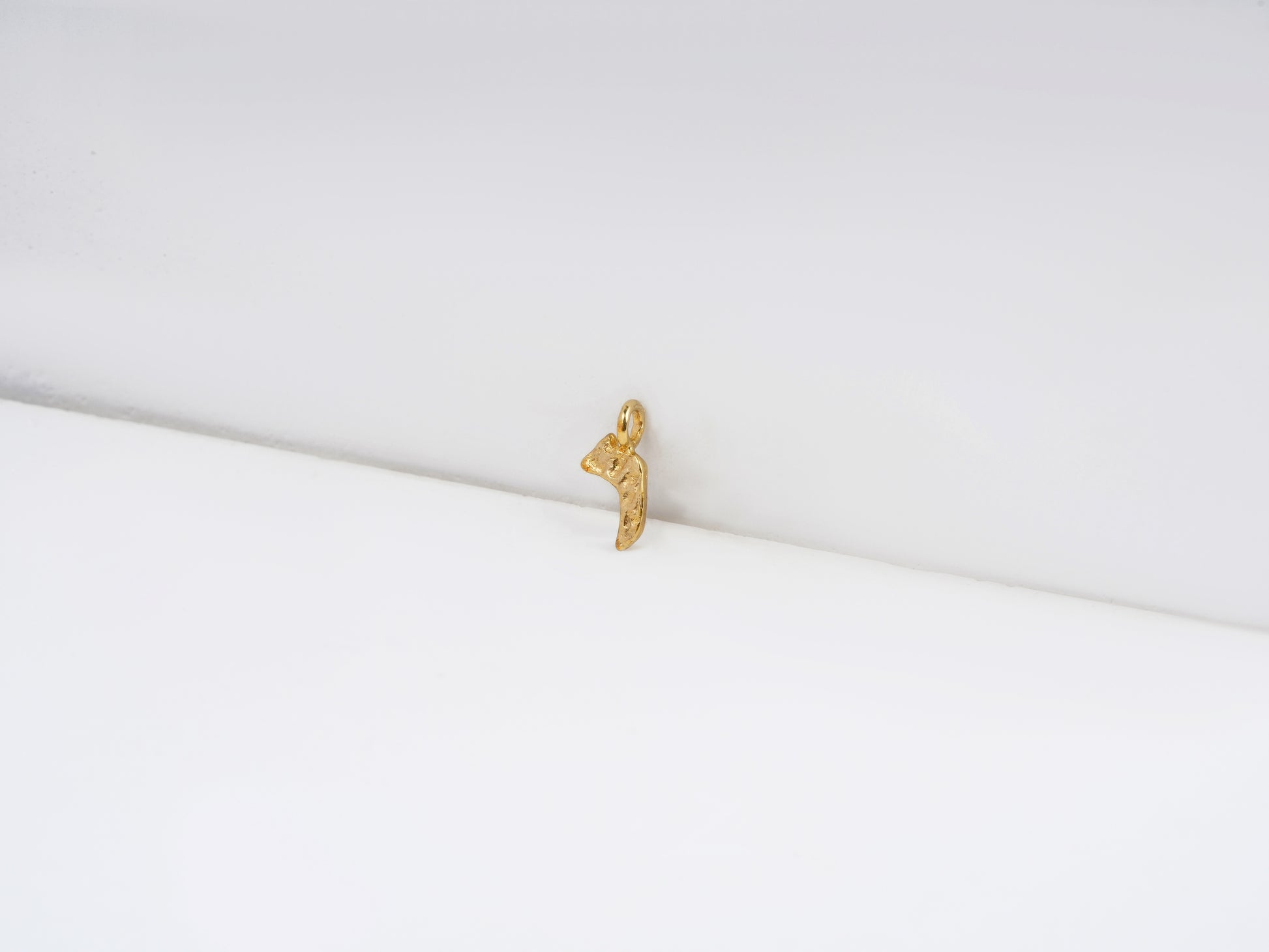ר - resh - detail shot - Hebrew letter charm | Love Letters Tel Aviv