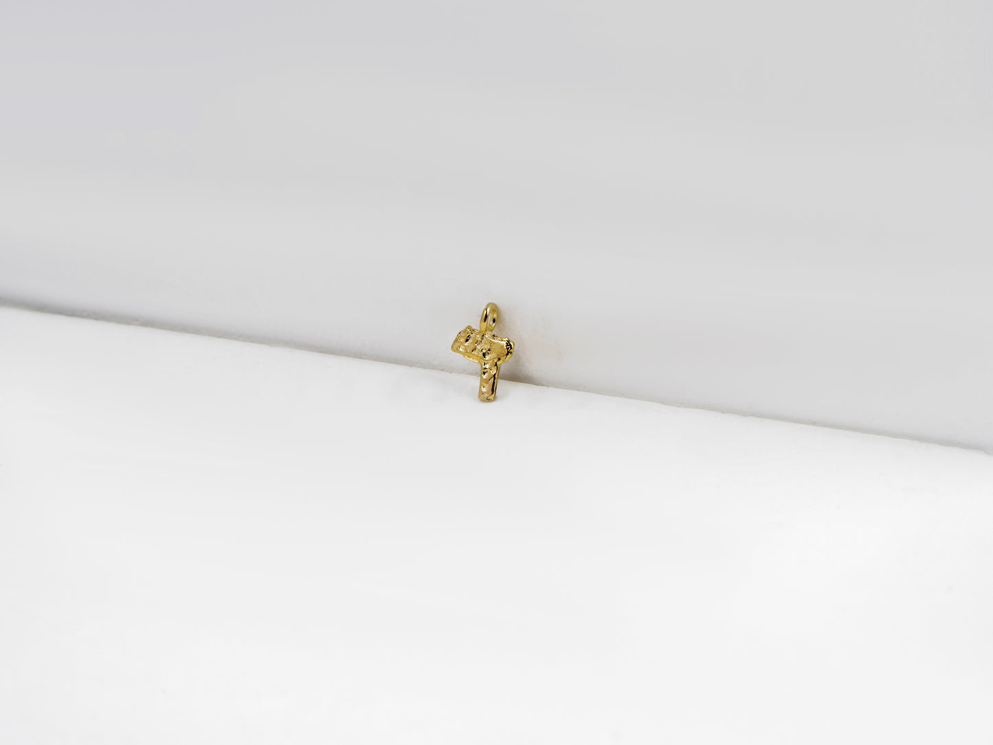 ד - dalet - detail shot - Hebrew letter charm | Love Letters Tel Aviv