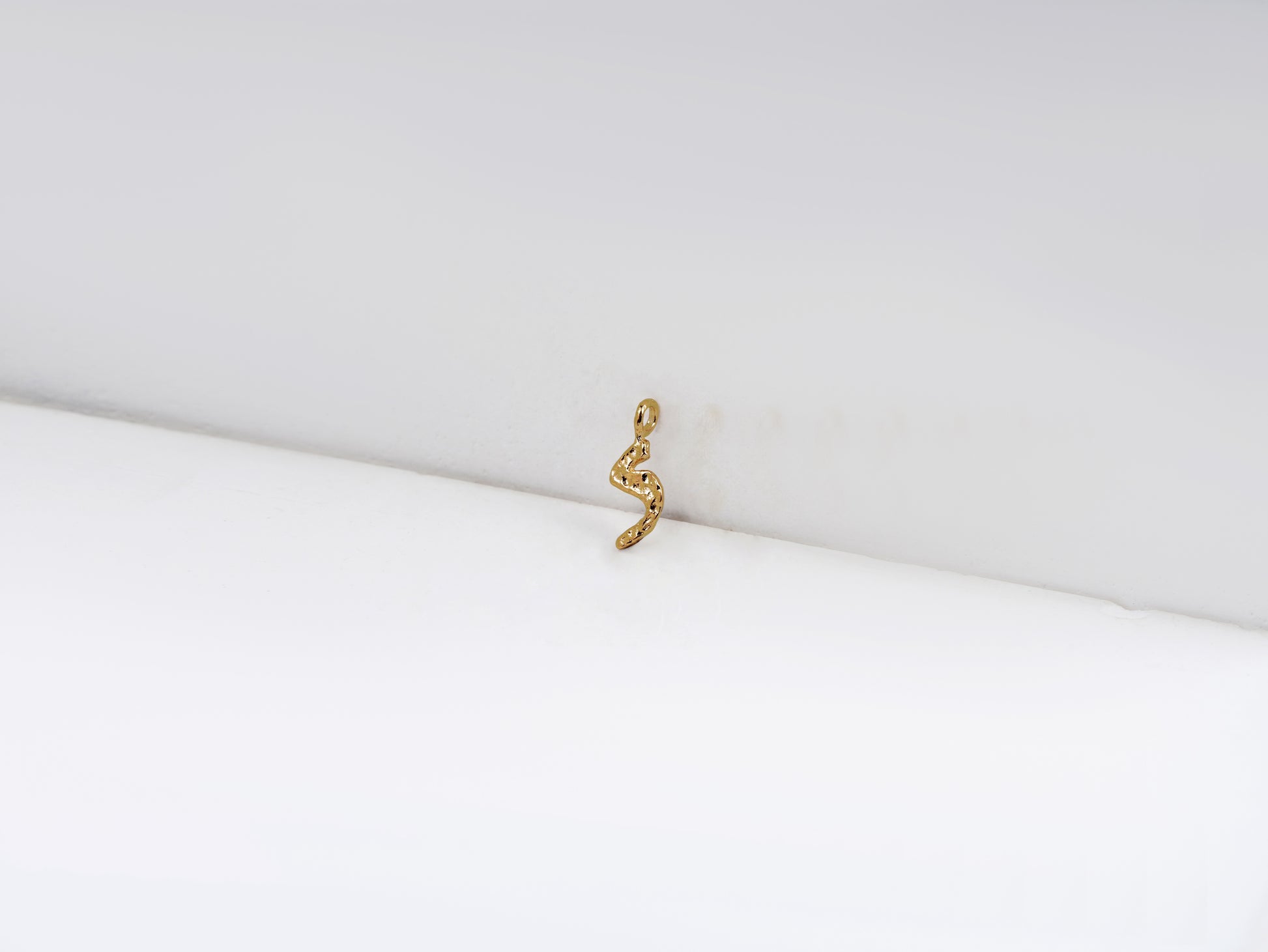 ל - lamed - detail shot - Hebrew letter charm | Love Letters Tel Aviv