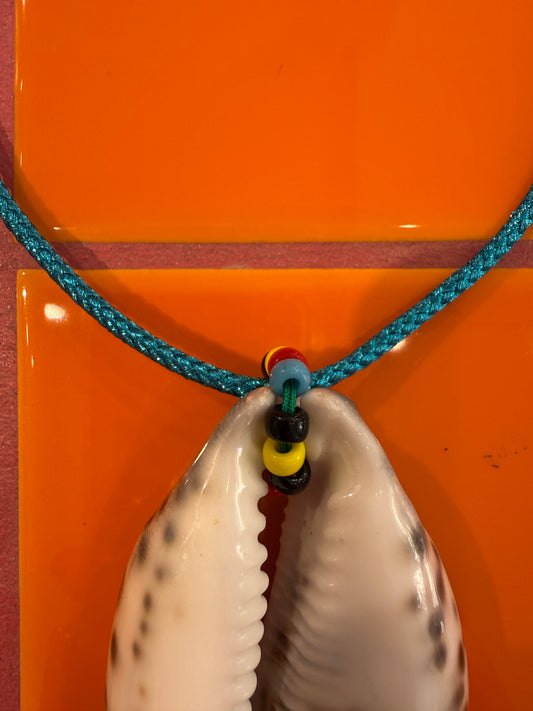 Big shell choker
