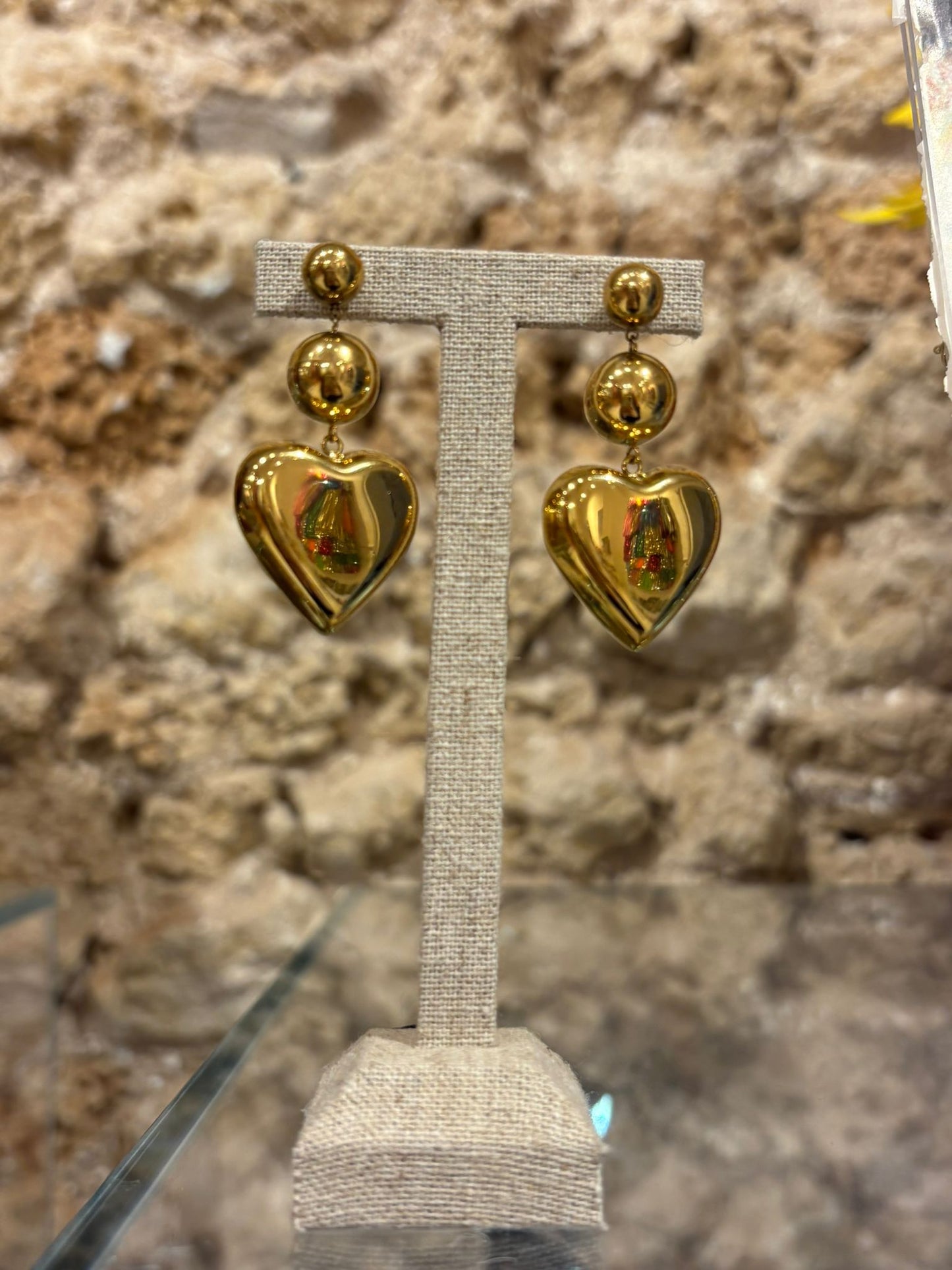 Lev heart earrings